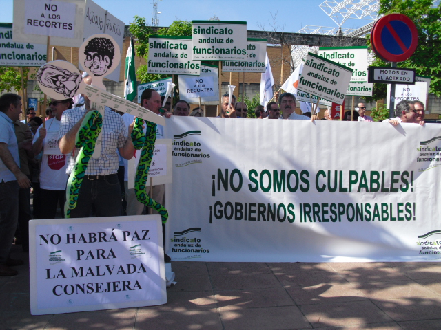 29-05-12.concentracion sevilla07